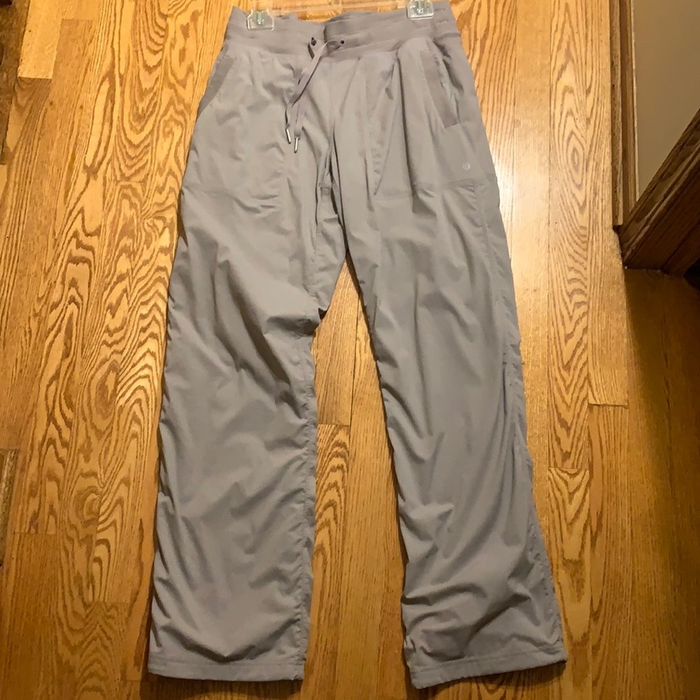 Lululemon Grey Workout/Athletic Pants